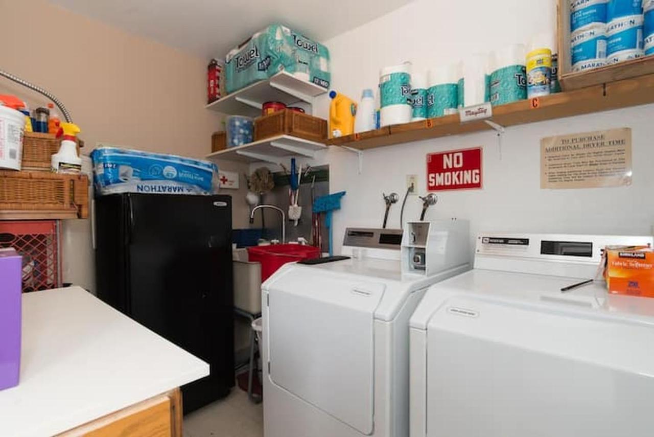 Unique, Convenient, Centrally Located Apartment Kent Exterior photo