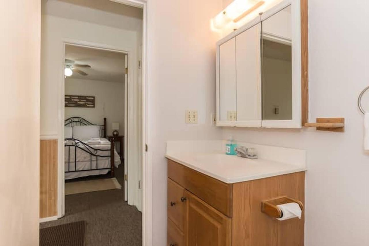 Unique, Convenient, Centrally Located Apartment Kent Exterior photo